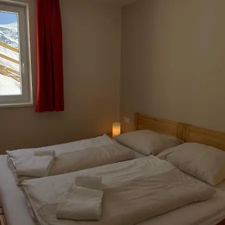 Alps Apartment *